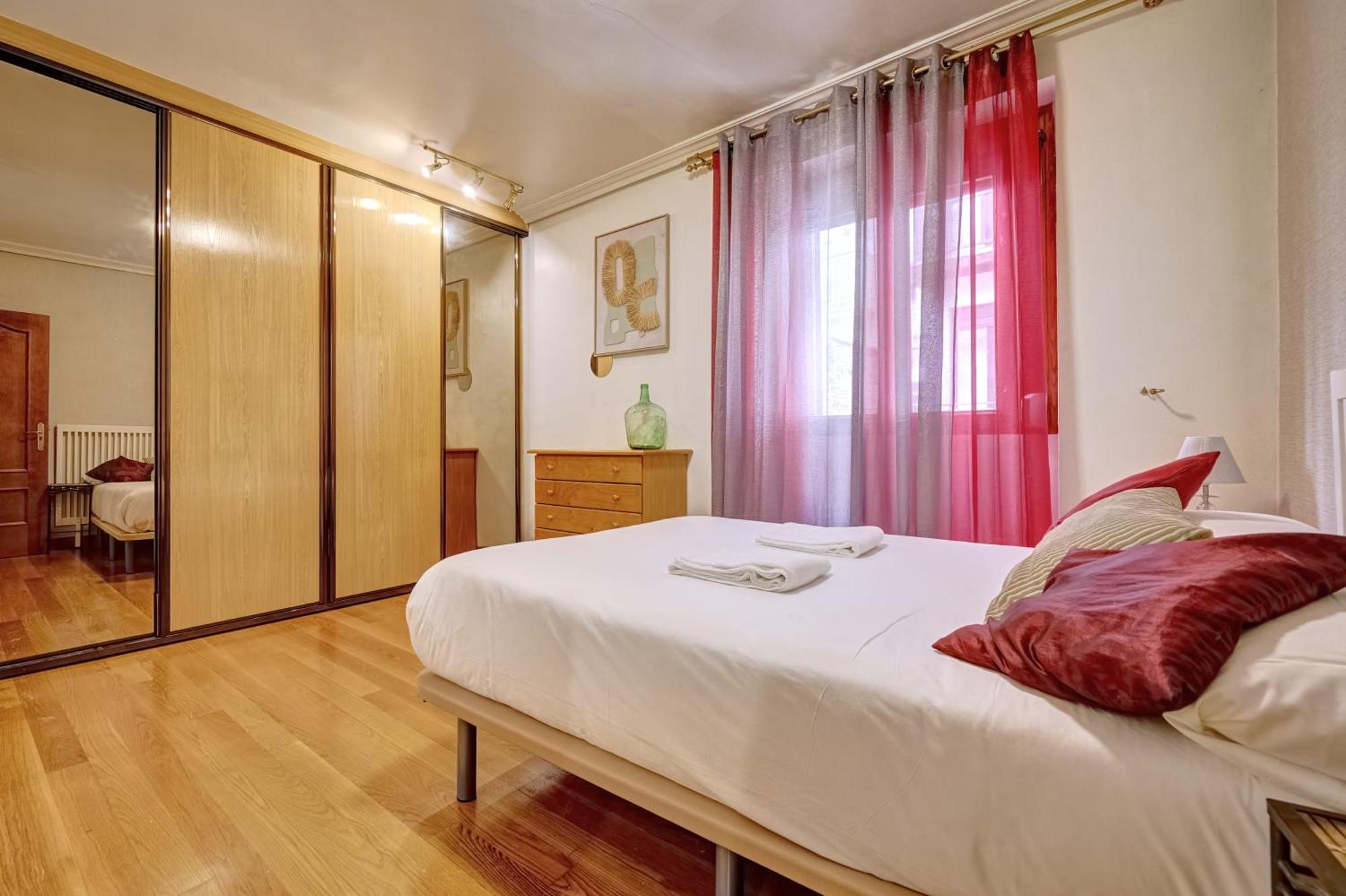 Casa Iruña Espacioso y con estilo Pamplona Exterior foto